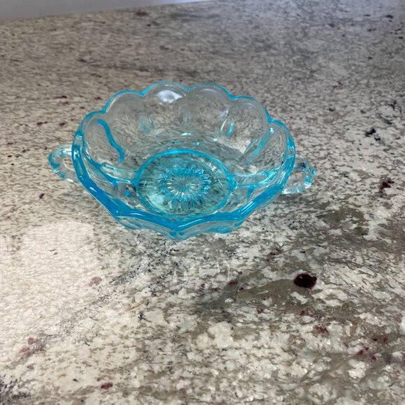 Vintage Anchor Hocking Fairfield Blue Double Handle Glass Bowl Candy Nut Trinket - Picture 4 of 5